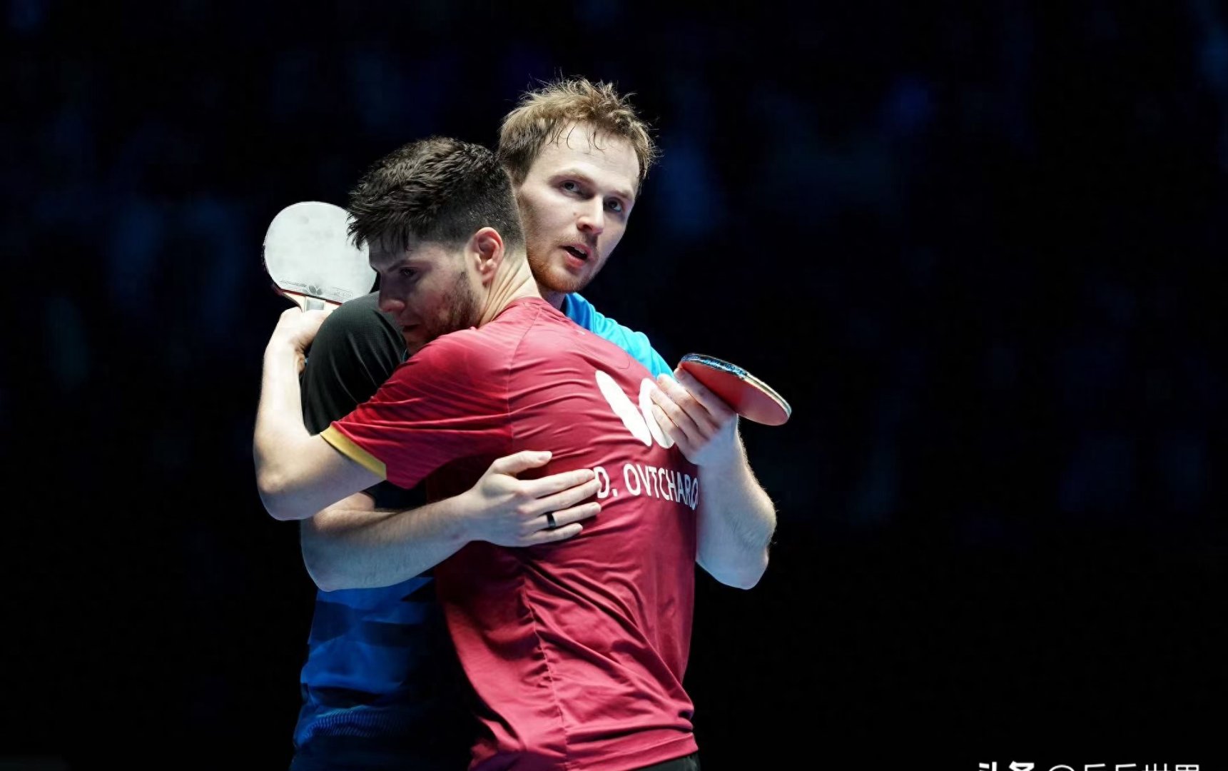 包含英国乒乓球队轻取波兰乒乓球队，奥恰洛夫关键制胜的词条