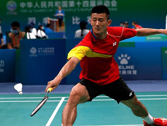 中国羽毛球队横扫韩国羽毛球队,谌龙三分雨点燃全场 中国羽毛球队横扫韩国羽毛球队,谌龙三分雨点燃全场