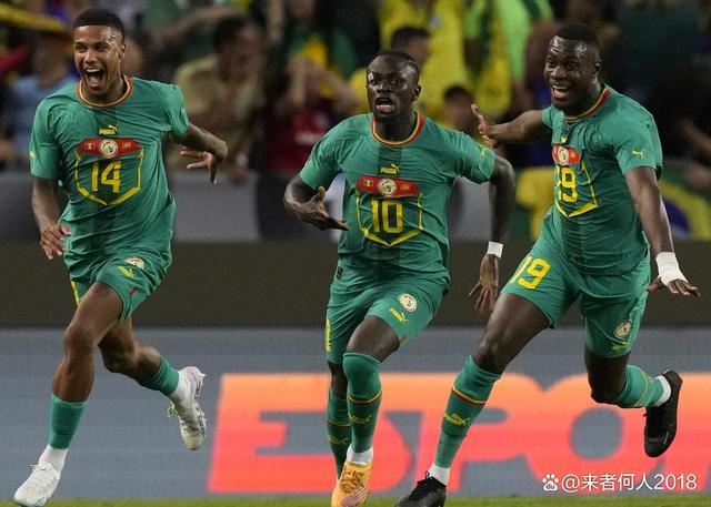 巴西鏖战土耳其，马尔基尼奥斯送出助攻