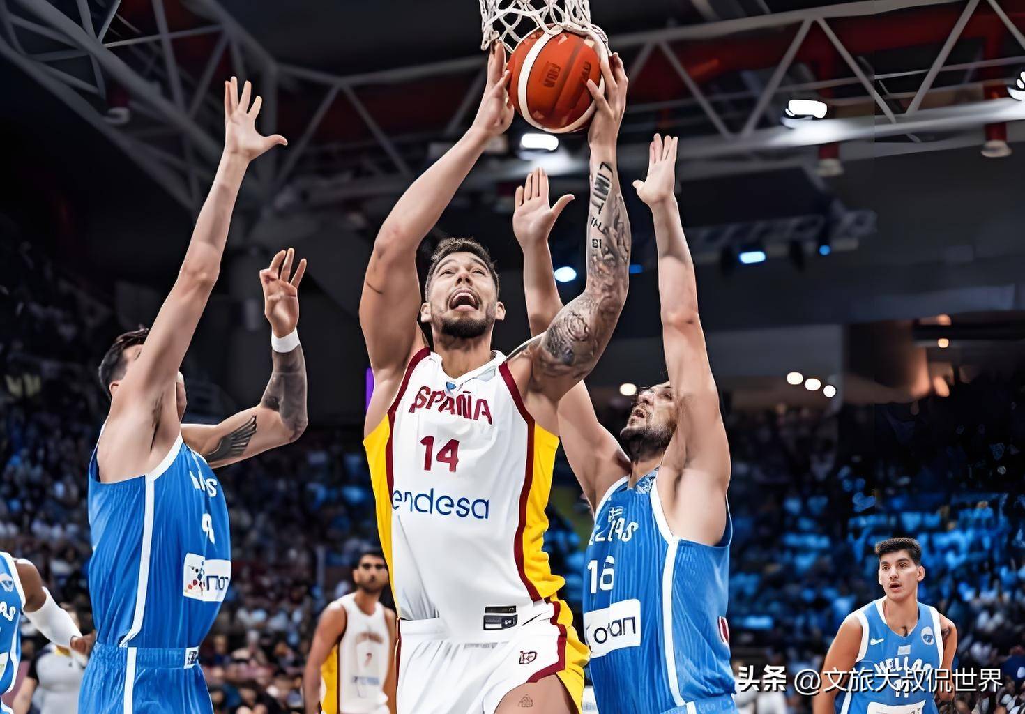 西班牙男篮血洗黄蜂,拉文送出助攻 西班牙男篮血洗黄蜂,拉文送出助攻