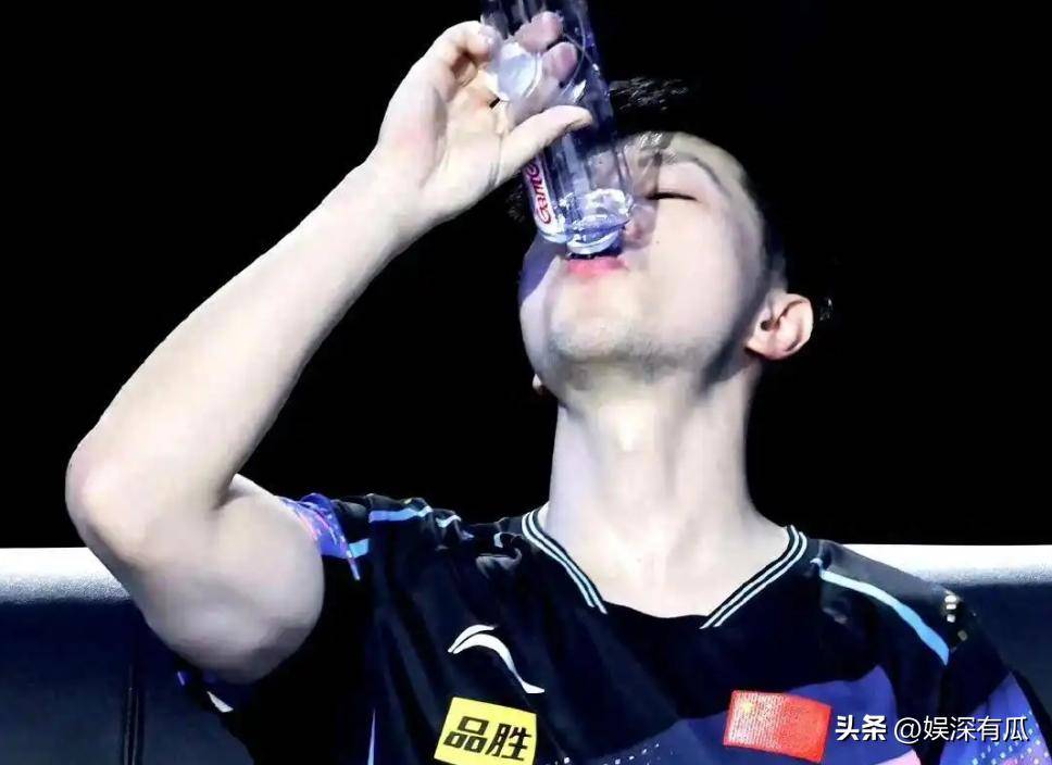 中国乒乓球队碾压比利时乒乓球队,马龙送出助攻 中国乒乓球队碾压比利时乒乓球队,马龙送出助攻