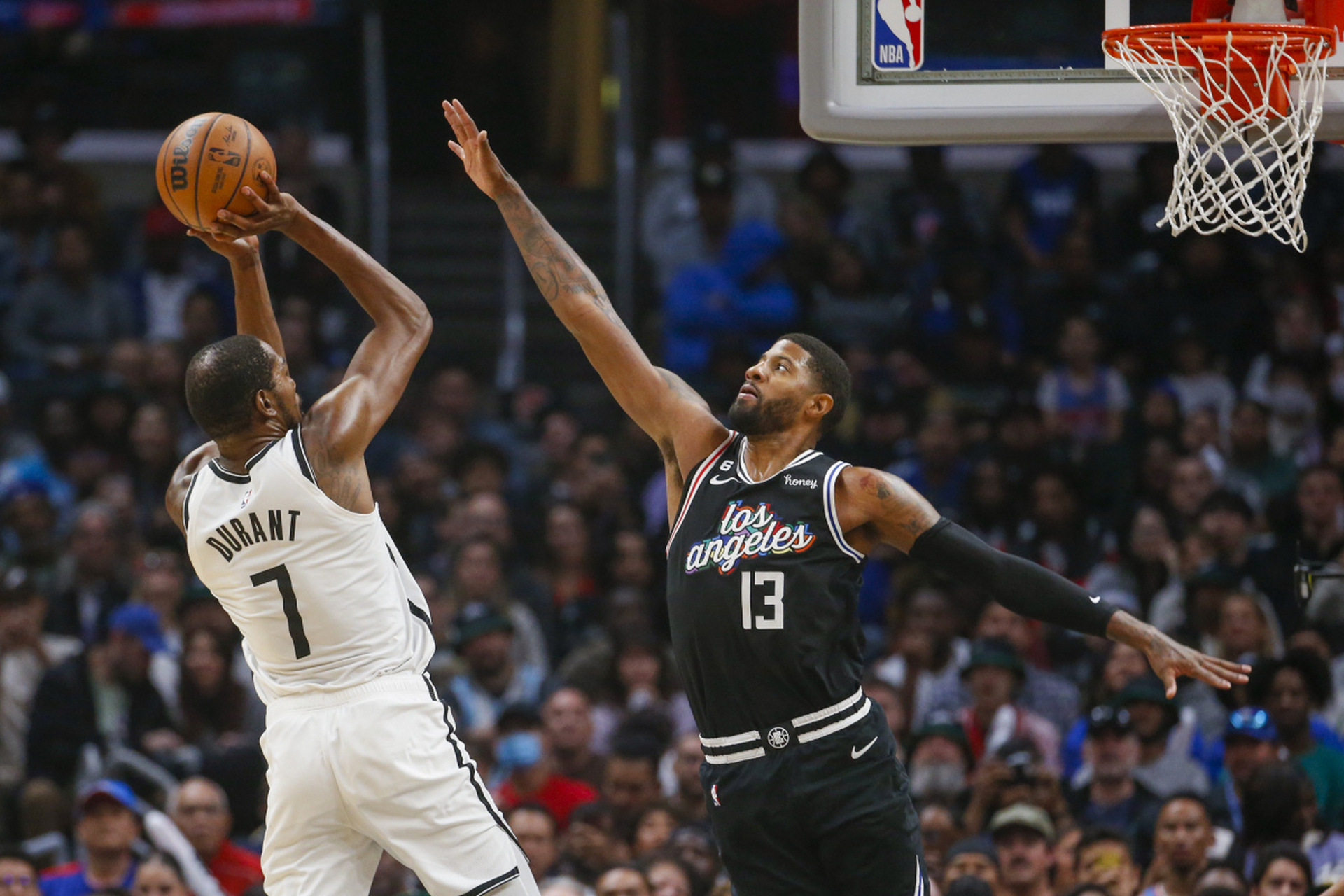 篮网翻盘浙江队，米切尔点燃赛场