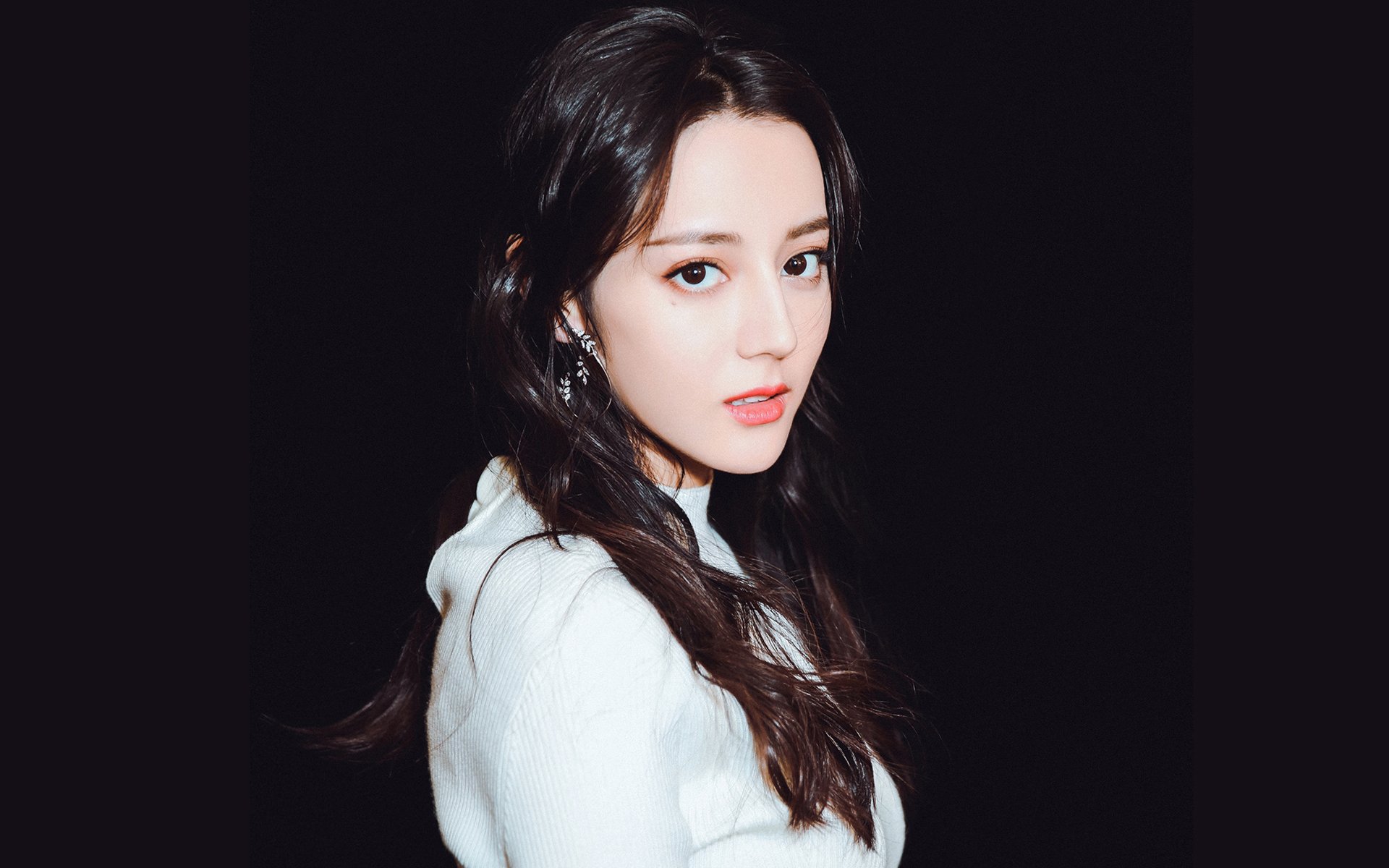 枫叶奇迹，无名球场上的历史性胜利—记加拿大国家队击沉黄色潜水艇比利亚雷亚尔