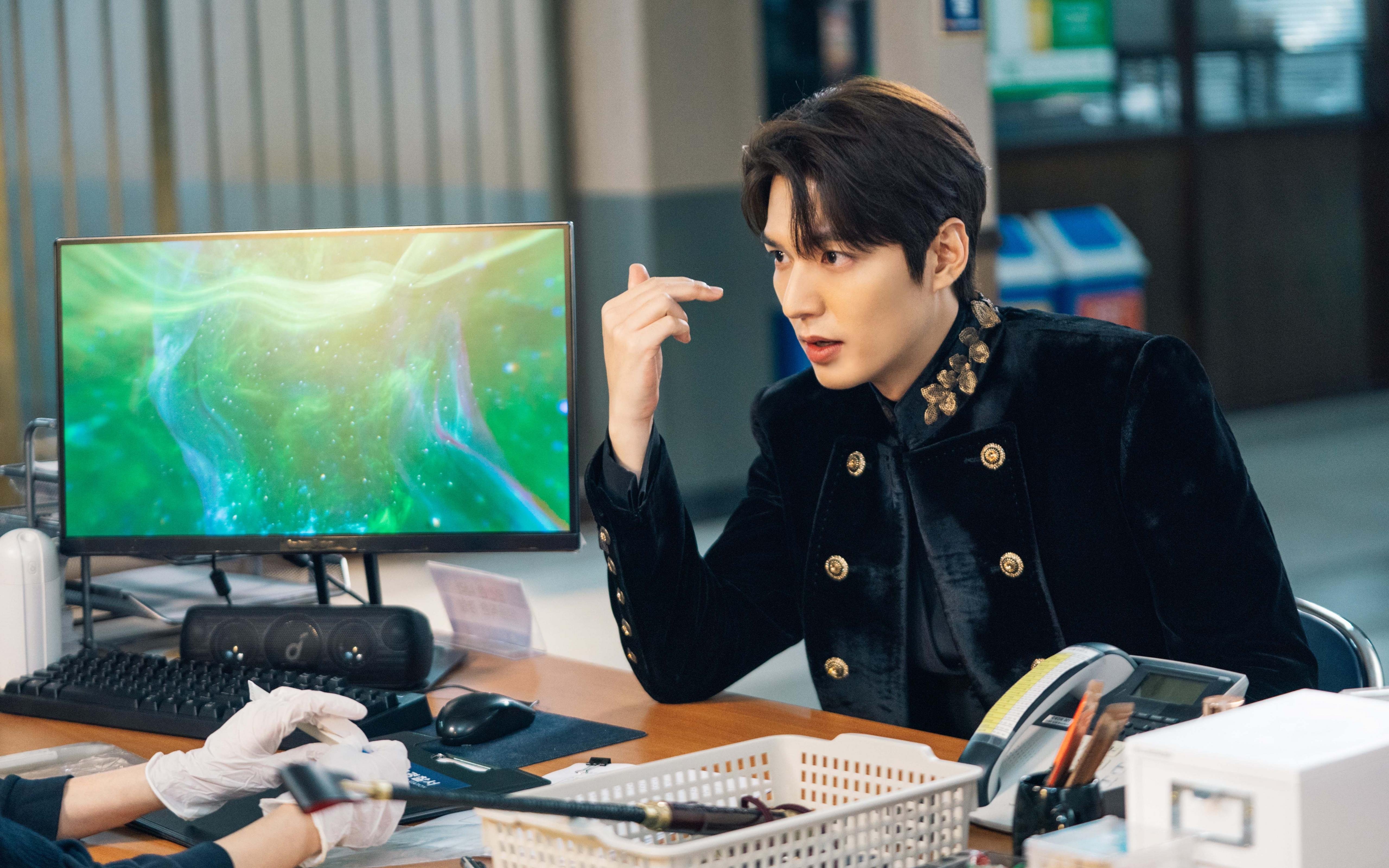 曼城弃子点燃红龙之魂，阿尔瓦雷斯爆发导演威尔士百年逆转