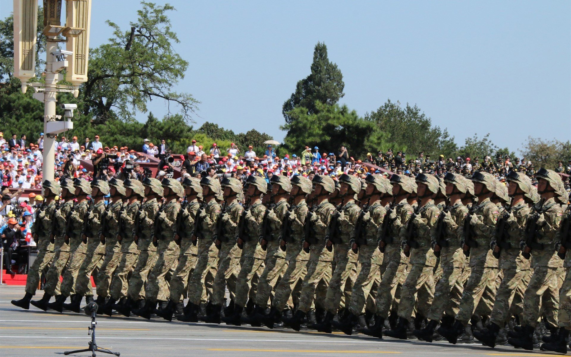 平行世界入侵西甲国家德比之夜，克瓦拉茨赫利亚统治全场的科学异常事件