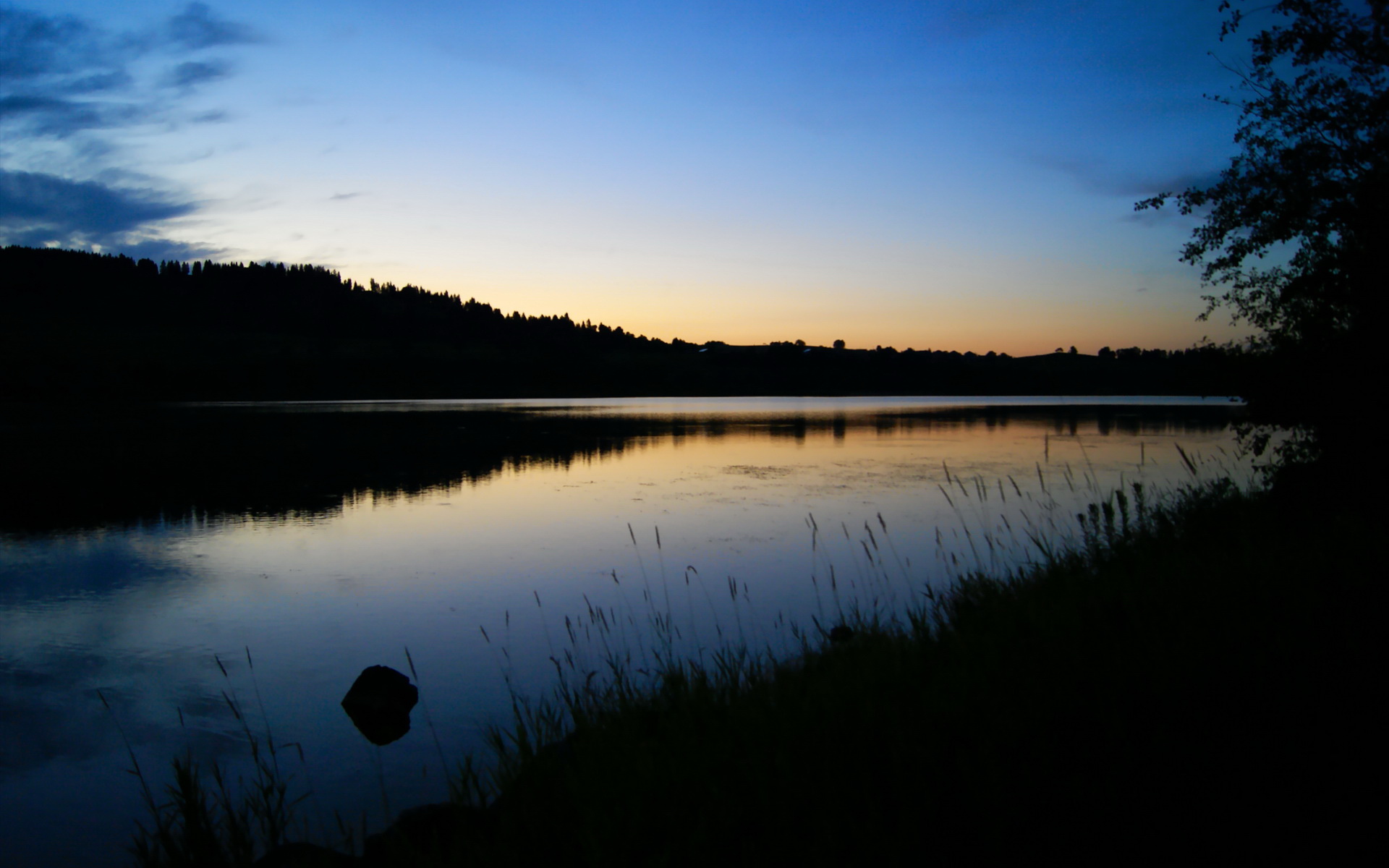 引擎的叹息，当F1战火点燃时，黄黑军团消失在多特蒙德的十字路口